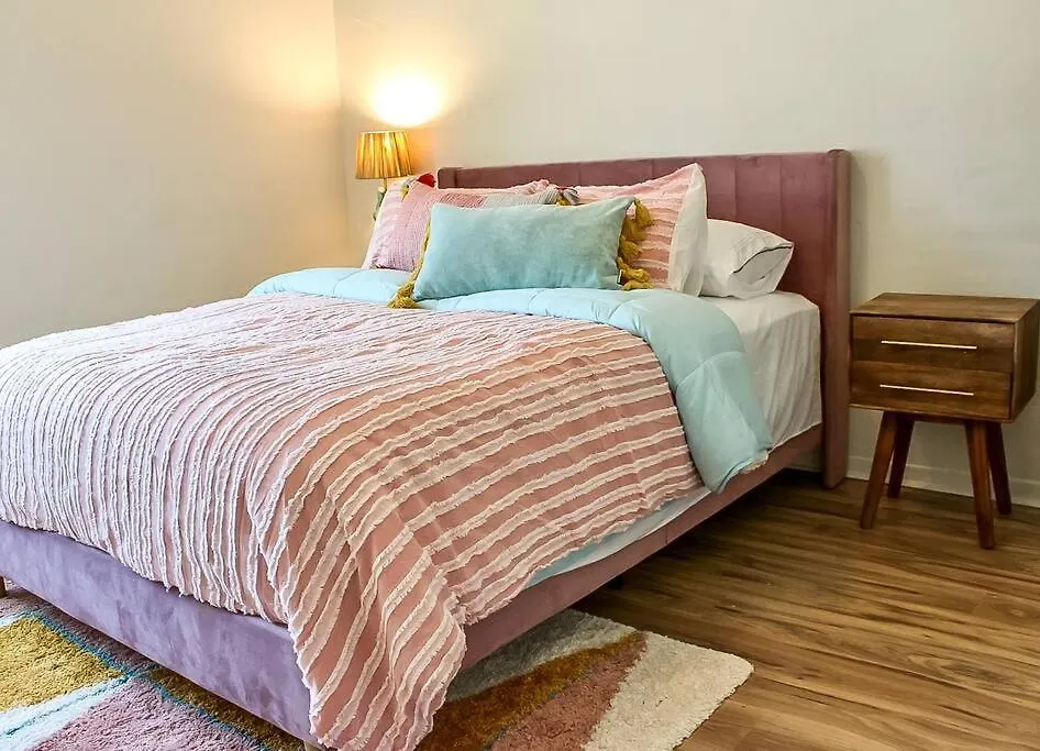 הוילה פיניקס Newly Remodeled Midcentury Pink Flamingo Casa 0*,  ארצות הברית