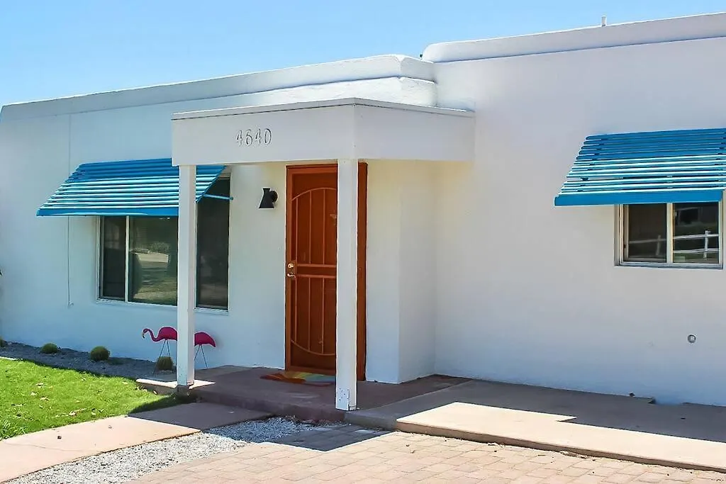 בית נופש הוילה פיניקס Newly Remodeled Midcentury Pink Flamingo Casa